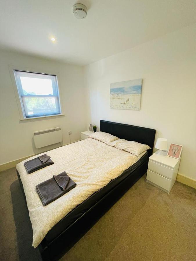 Lovely 2 Bedroom Serviced Apartment In London Exterior photo